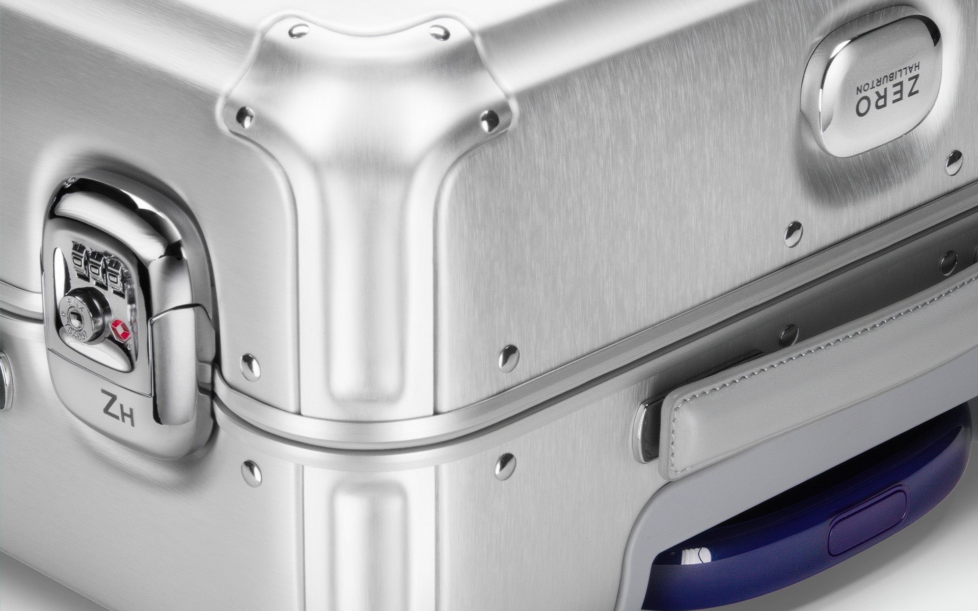 Pursuit Aluminum Luggage – Zero Halliburton
