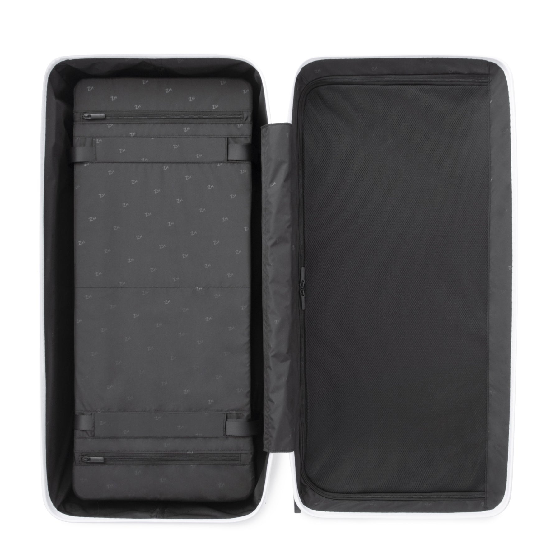 BLACK - Classic Lightweight 4.0 Trunk Interior View