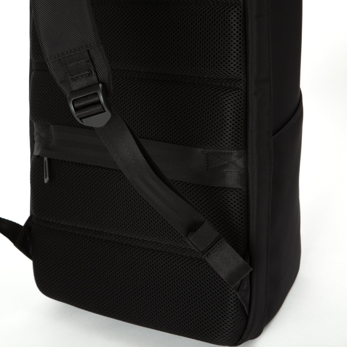 BLACK - Dayton Backpack 81572-01 Straps bottom