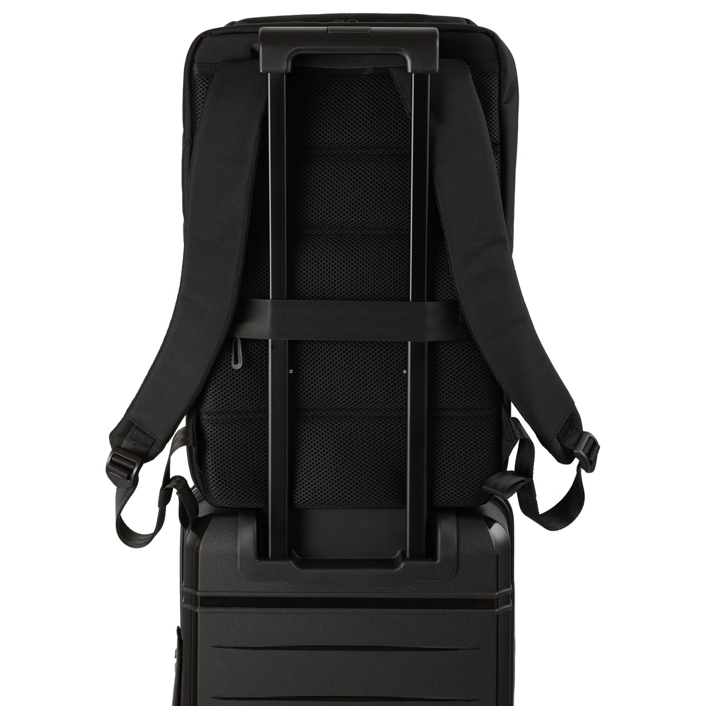 BLACK - Dayton Backpack 81572-01 with Luggage