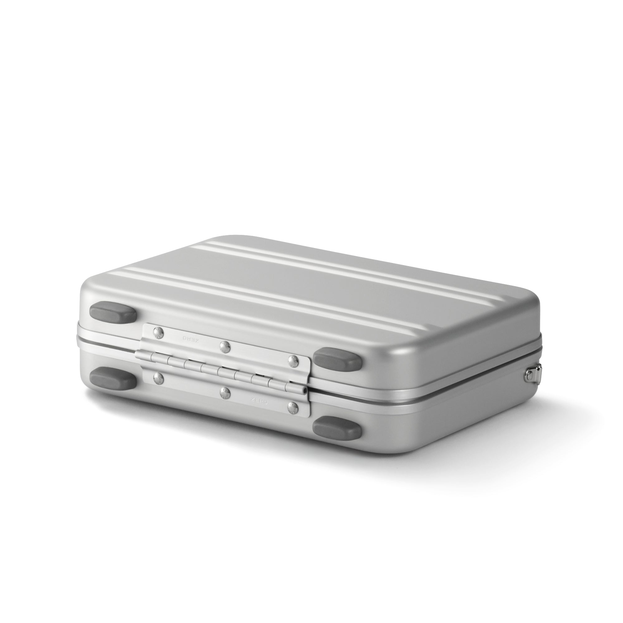 T.M8　ZERO HALLIBURTON ミニアルミケース Small Aluminum Attaché | Mini Shoulder Attaché Case – Zero Halliburton