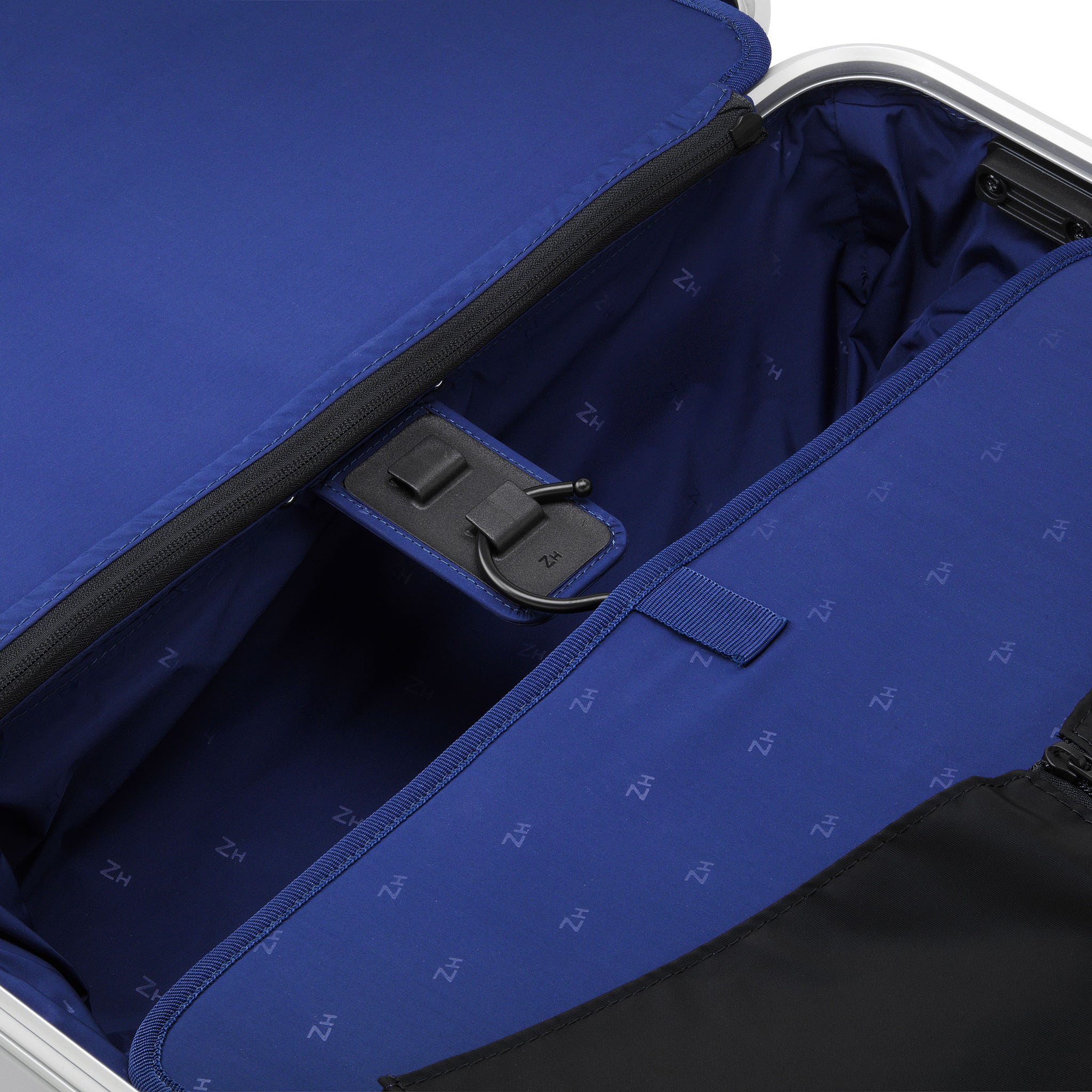 Zero Halliburton Accessories | Gen ZH Luggage Cover Continental - WS